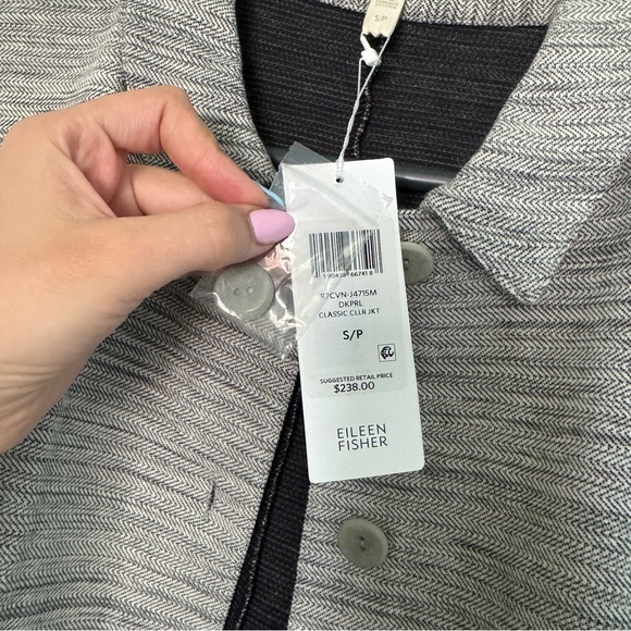 Eileen Fisher classic collar jacket - Picture 4 of 9